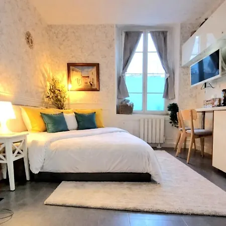 Clara Lovely In The Heart Of Marais Apartman